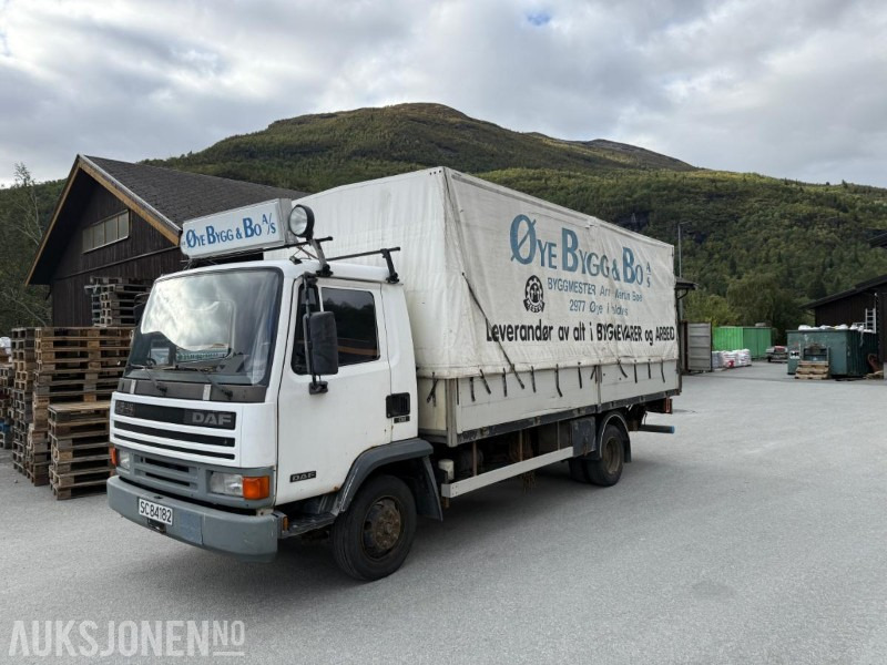 DAF FA 45 160 C08 med høy nyttelast - Xe tải hộp: hình 1 DAF FA 45 160 C08 med høy nyttelast - Xe tải hộp: hình 1