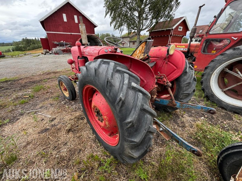 David Brown 850 traktor - Máy cày: hình 3 David Brown 850 traktor - Máy cày: hình 3