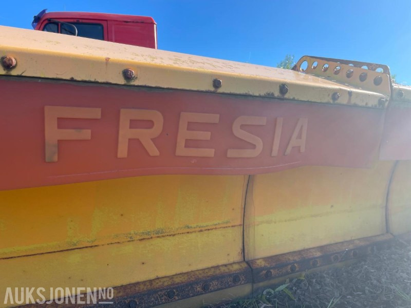 2002 Fresia plog 5,5 meter - Đính kèm cho Máy móc xây dựng: hình 2 2002 Fresia plog 5,5 meter - Đính kèm cho Máy móc xây dựng: hình 2