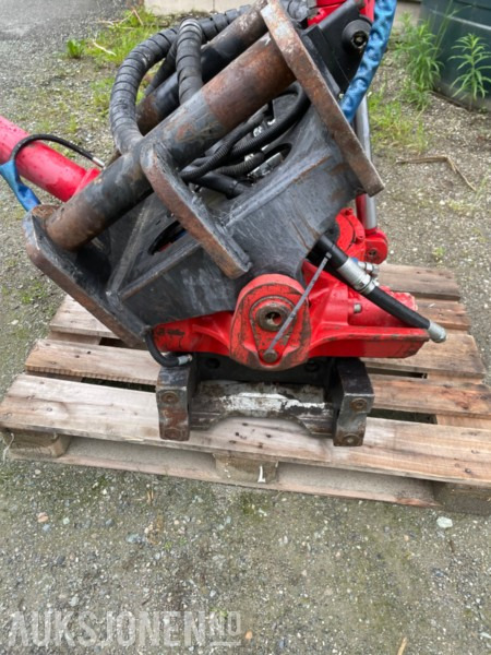 2012 Indexator RT60B S70/S70 Tiltrotator - Đính kèm cho Máy móc xây dựng: hình 1 2012 Indexator RT60B S70/S70 Tiltrotator - Đính kèm cho Máy móc xây dựng: hình 1