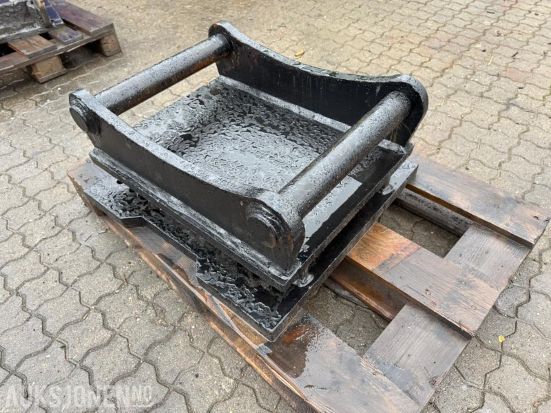 2015 S70 feste - Đính kèm cho Máy móc xây dựng: hình 2 2015 S70 feste - Đính kèm cho Máy móc xây dựng: hình 2