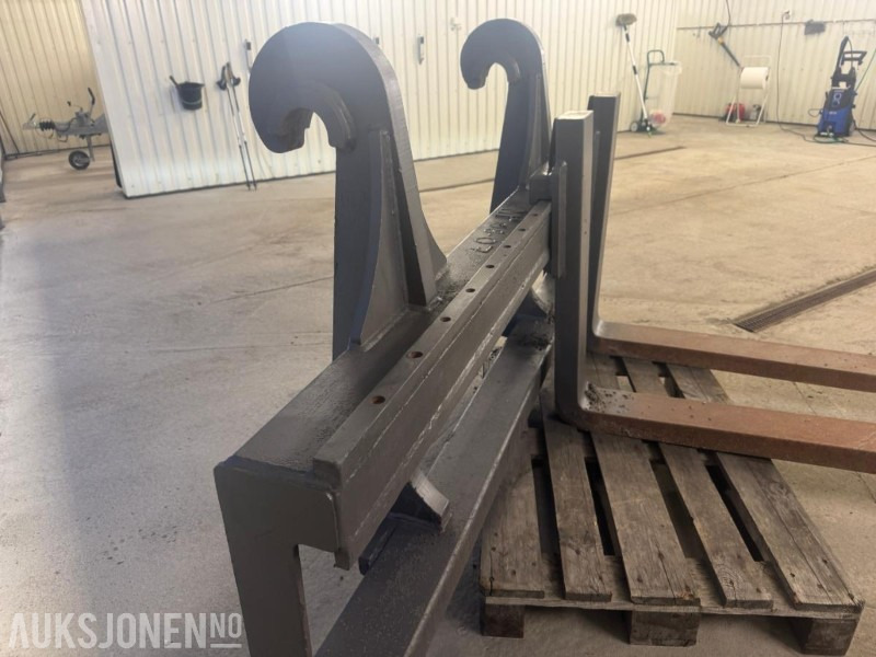 2016 Ufo pallegafler Stort BM feste - Đính kèm cho Máy móc xây dựng: hình 2 2016 Ufo pallegafler Stort BM feste - Đính kèm cho Máy móc xây dựng: hình 2