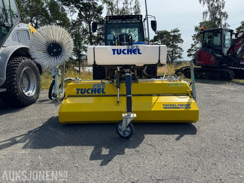 2024 Andre Tuchel-Sweep PLUS 590 – ny kostemaskin med vanntank, sidebørste og Kramer-feste - Đính kèm cho Máy móc xây dựng: hình 1 2024 Andre Tuchel-Sweep PLUS 590 – ny kostemaskin med vanntank, sidebørste og Kramer-feste - Đính kèm cho Máy móc xây dựng: hình 1