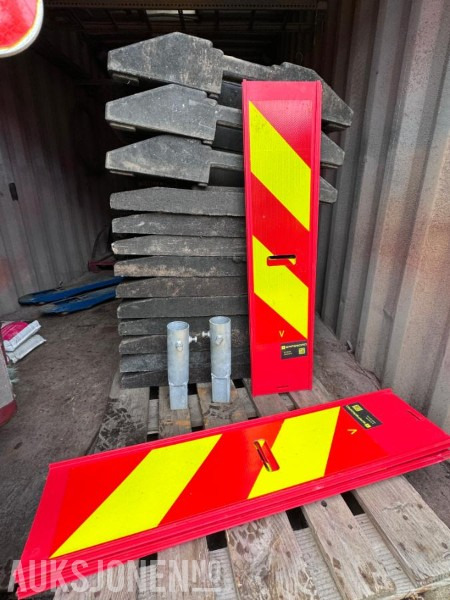 2025 Skilt og vegmerkingspakke - Saferoad - Đính kèm cho Máy móc xây dựng: hình 2 2025 Skilt og vegmerkingspakke - Saferoad - Đính kèm cho Máy móc xây dựng: hình 2