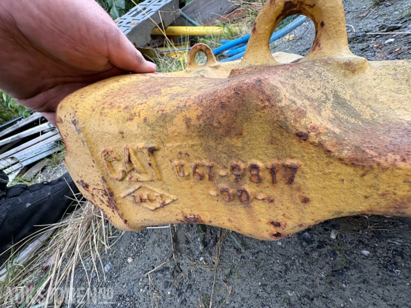 Cat graveskuffetenner til gravemaskin og/eller hjullaster - Đính kèm cho Máy móc xây dựng: hình 5 Cat graveskuffetenner til gravemaskin og/eller hjullaster - Đính kèm cho Máy móc xây dựng: hình 5