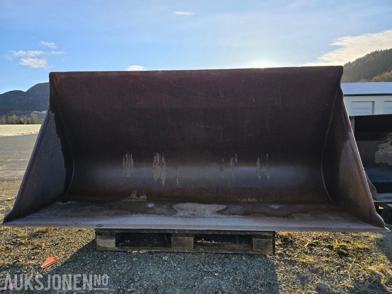 Gjerstad hjullasterskuffe (2-kubikk) med Volvo BM feste - Đính kèm cho Máy móc xây dựng: hình 3 Gjerstad hjullasterskuffe (2-kubikk) med Volvo BM feste - Đính kèm cho Máy móc xây dựng: hình 3