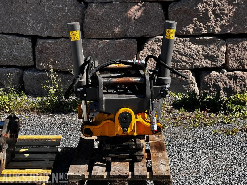 SMP ST22 Tiltrotator - Đính kèm cho Máy móc xây dựng: hình 1 SMP ST22 Tiltrotator - Đính kèm cho Máy móc xây dựng: hình 1