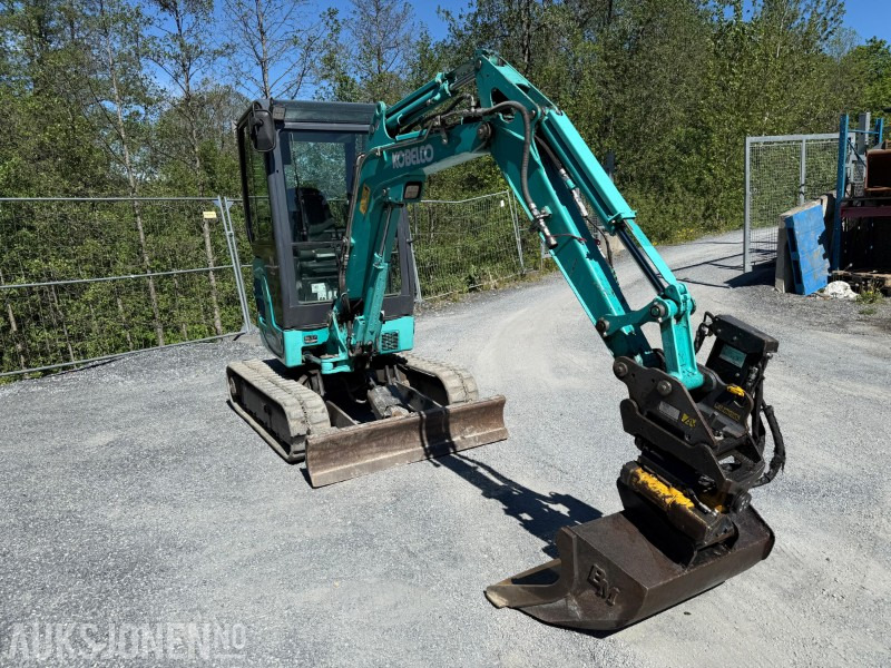 Kobelco SK22 minigraver, Engcon Tiltrotator, pigghammer, 2 skuffer, lys - Máy xúc: hình 3 Kobelco SK22 minigraver, Engcon Tiltrotator, pigghammer, 2 skuffer, lys - Máy xúc: hình 3