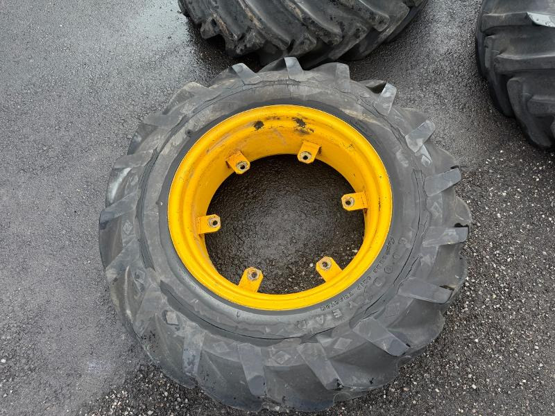 1 GoodYear 12.4-24 traktordekk med felg - Máy móc nông nghiệp: hình 2 1 GoodYear 12.4-24 traktordekk med felg - Máy móc nông nghiệp: hình 2