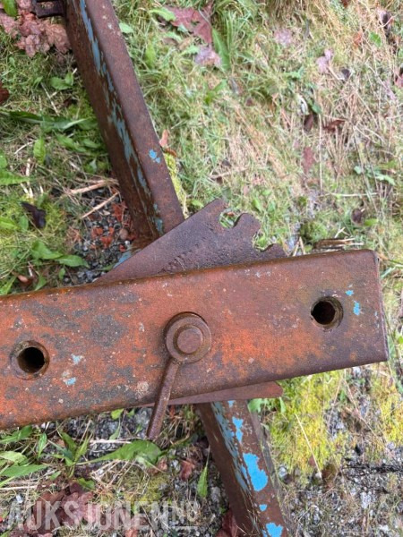 1900 BAKMONTERT SKJÆR MED 3-PUNKTSFESTE - Máy móc nông nghiệp: hình 4 1900 BAKMONTERT SKJÆR MED 3-PUNKTSFESTE - Máy móc nông nghiệp: hình 4