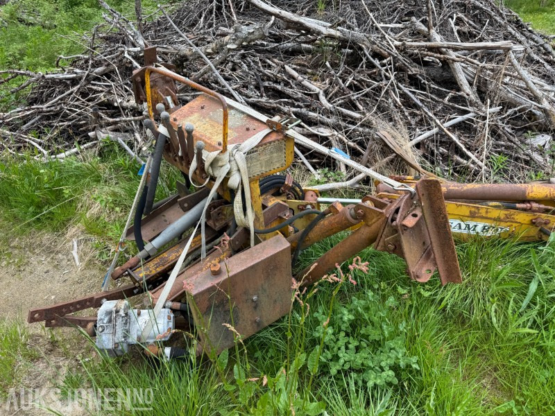 1975 2 stk Graveaggregat til Traktor Esam 300 - Máy móc nông nghiệp: hình 4 1975 2 stk Graveaggregat til Traktor Esam 300 - Máy móc nông nghiệp: hình 4