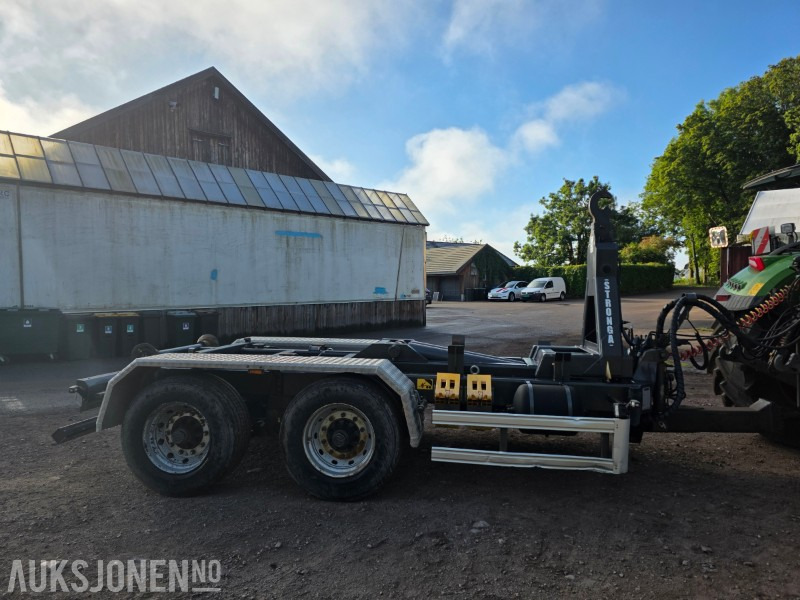 2016 STRONGA HOOKLOADA STRONGA Kroktilhenger - Tillatt totaltvekt 22000 kg - Máy móc nông nghiệp: hình 3 2016 STRONGA HOOKLOADA STRONGA Kroktilhenger - Tillatt totaltvekt 22000 kg - Máy móc nông nghiệp: hình 3