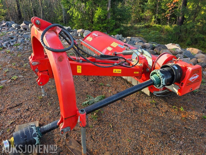 2017 Kuhn TBES 262 beitepusser / hydraulisk sidemontert slagklipper / kantslått - Máy móc nông nghiệp: hình 3 2017 Kuhn TBES 262 beitepusser / hydraulisk sidemontert slagklipper / kantslått - Máy móc nông nghiệp: hình 3