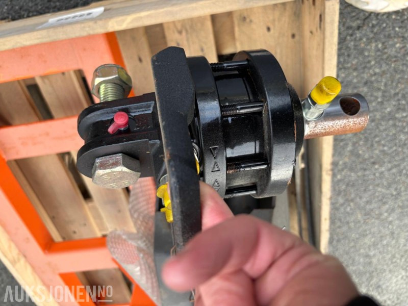 2023 Tømmerklo til traktor LG200. TRIMA/SMS feste - Máy móc nông nghiệp: hình 5 2023 Tømmerklo til traktor LG200. TRIMA/SMS feste - Máy móc nông nghiệp: hình 5