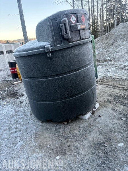 2023 Vera dieseltank 2350 liter - Máy móc nông nghiệp: hình 4 2023 Vera dieseltank 2350 liter - Máy móc nông nghiệp: hình 4