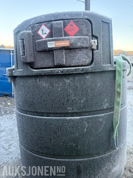 2023 Vera dieseltank 2350 liter - Máy móc nông nghiệp: hình 5 2023 Vera dieseltank 2350 liter - Máy móc nông nghiệp: hình 5