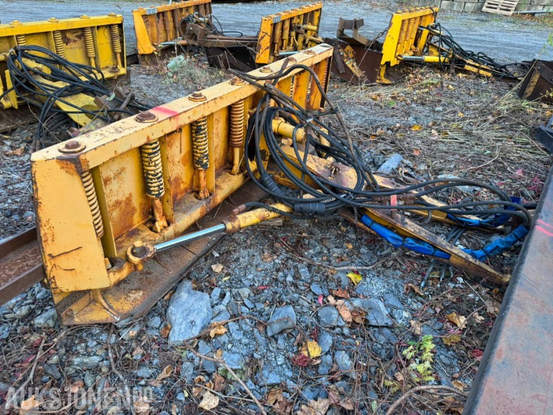 Brøyteskjær hydraulisk med skyveramme - Máy móc nông nghiệp: hình 3 Brøyteskjær hydraulisk med skyveramme - Máy móc nông nghiệp: hình 3