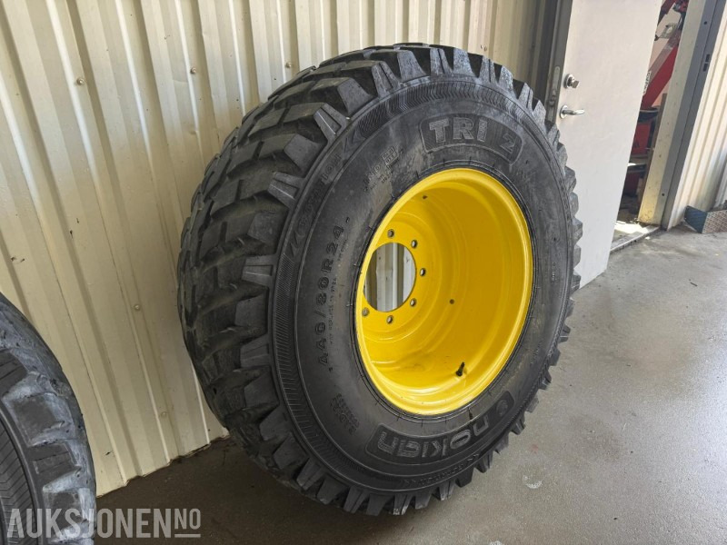 Nokian TRi-2 dekk på rustfrie John deere felger. Passer 6410, 6420, 6430 og 6130 480/80/38 og 440/80/24 - Máy móc nông nghiệp: hình 4 Nokian TRi-2 dekk på rustfrie John deere felger. Passer 6410, 6420, 6430 og 6130 480/80/38 og 440/80/24 - Máy móc nông nghiệp: hình 4