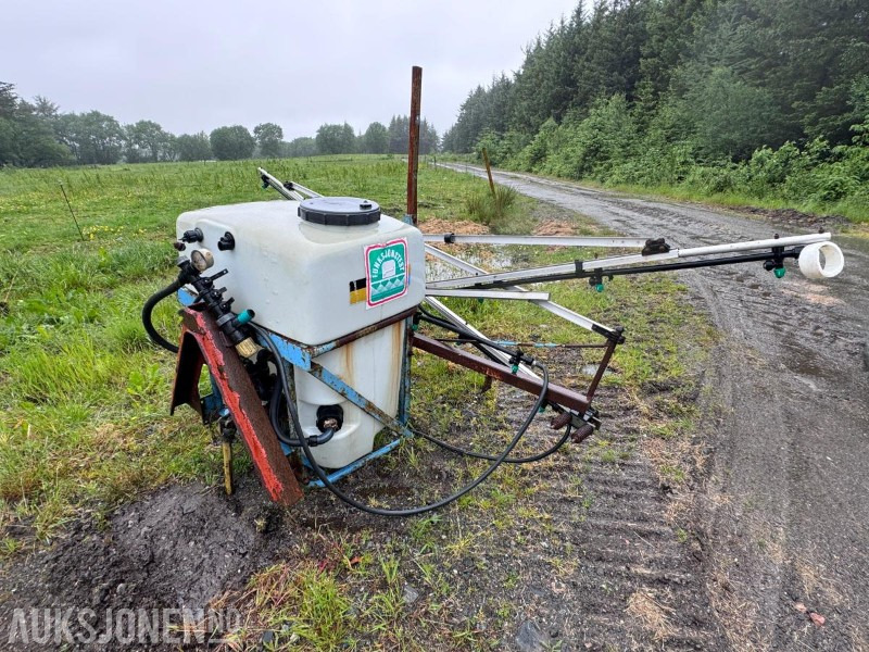 Tecnoma åkersprøyte - selges som delemaskin - Máy móc nông nghiệp: hình 1 Tecnoma åkersprøyte - selges som delemaskin - Máy móc nông nghiệp: hình 1