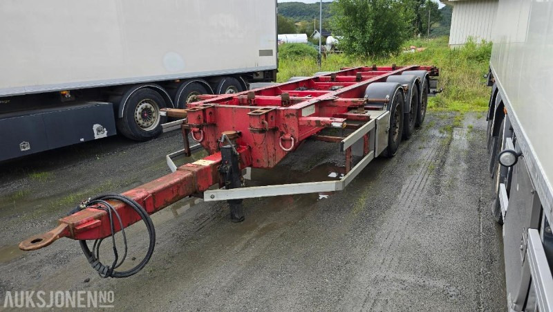 2006 ISTRAIL TK141 NYLIG EU-GODKJENT 3-akslet krokslep CONTAINER KJÆRRE - Rơ moóc: hình 1 2006 ISTRAIL TK141 NYLIG EU-GODKJENT 3-akslet krokslep CONTAINER KJÆRRE - Rơ moóc: hình 1