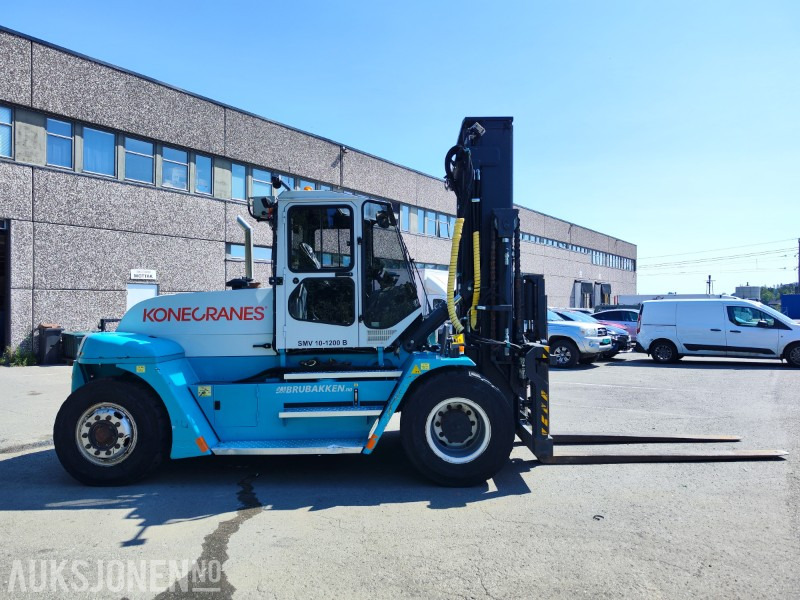 2010 Konecranes SMV 10-1200B – 10-tonns industriell gaffeltruck - Thiết bị xử lý vật liệu: hình 5 2010 Konecranes SMV 10-1200B – 10-tonns industriell gaffeltruck - Thiết bị xử lý vật liệu: hình 5