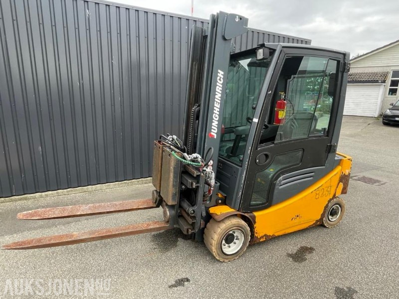 2012 Jungheinrich EFG 320 EL.Truck - Ravas vekt - 7 m. løftehøyde - 2 tonn løftekapasitet - 4812 timer. - Thiết bị xử lý vật liệu: hình 1 2012 Jungheinrich EFG 320 EL.Truck - Ravas vekt - 7 m. løftehøyde - 2 tonn løftekapasitet - 4812 timer. - Thiết bị xử lý vật liệu: hình 1