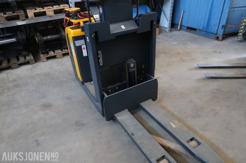 2014 Jungheinrich ECE 310HP Plukktruck - uten minstepris - Thiết bị xử lý vật liệu: hình 5 2014 Jungheinrich ECE 310HP Plukktruck - uten minstepris - Thiết bị xử lý vật liệu: hình 5