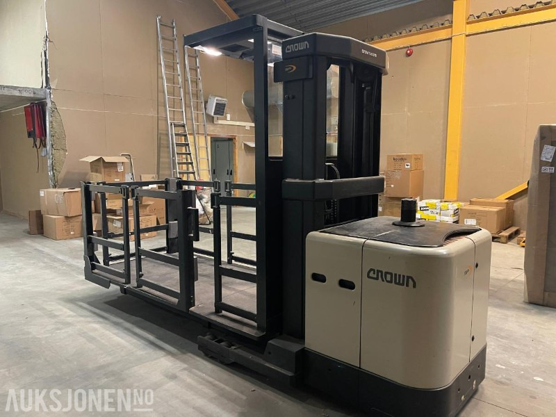 2016 Crown SP 3511-1,25 SkyLift /smalgangstruck /plukktruck - Thiết bị xử lý vật liệu: hình 3 2016 Crown SP 3511-1,25 SkyLift /smalgangstruck /plukktruck - Thiết bị xử lý vật liệu: hình 3