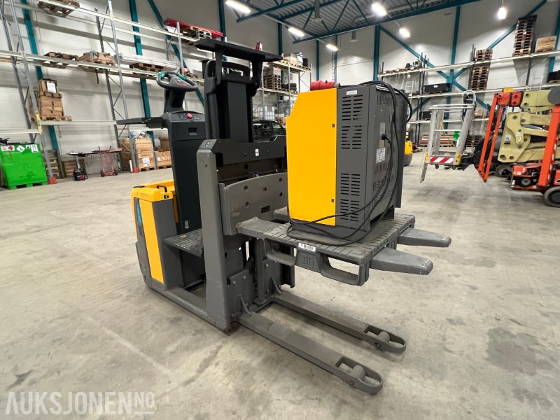 2017 Jungheinrich ECE 310 HP - Thiết bị xử lý vật liệu: hình 3 2017 Jungheinrich ECE 310 HP - Thiết bị xử lý vật liệu: hình 3