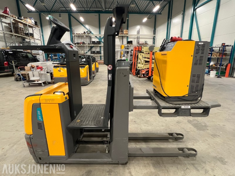 2017 Jungheinrich ECE 310 HP - Thiết bị xử lý vật liệu: hình 2 2017 Jungheinrich ECE 310 HP - Thiết bị xử lý vật liệu: hình 2