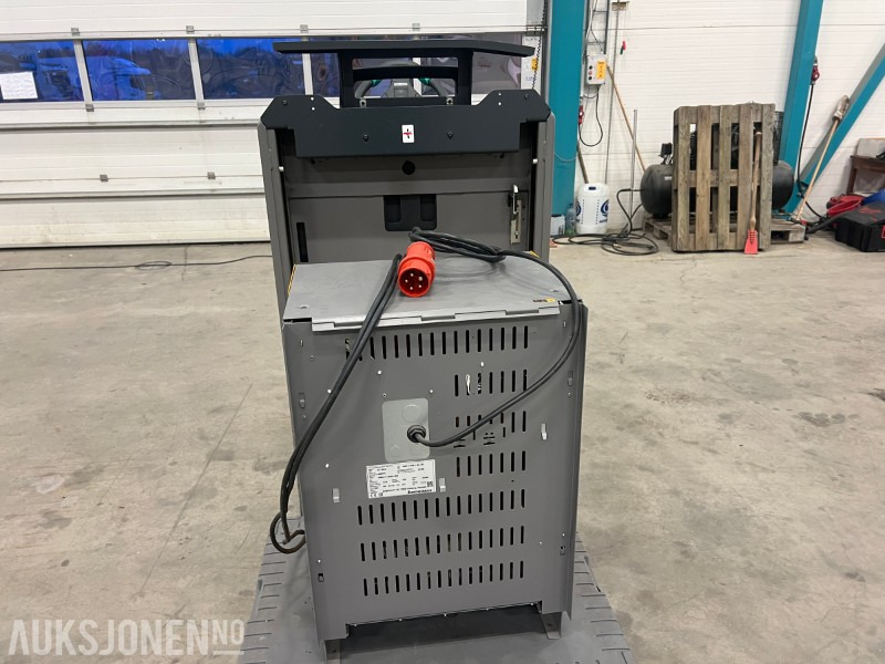 2017 Jungheinrich ECE 310 HP - Thiết bị xử lý vật liệu: hình 4 2017 Jungheinrich ECE 310 HP - Thiết bị xử lý vật liệu: hình 4