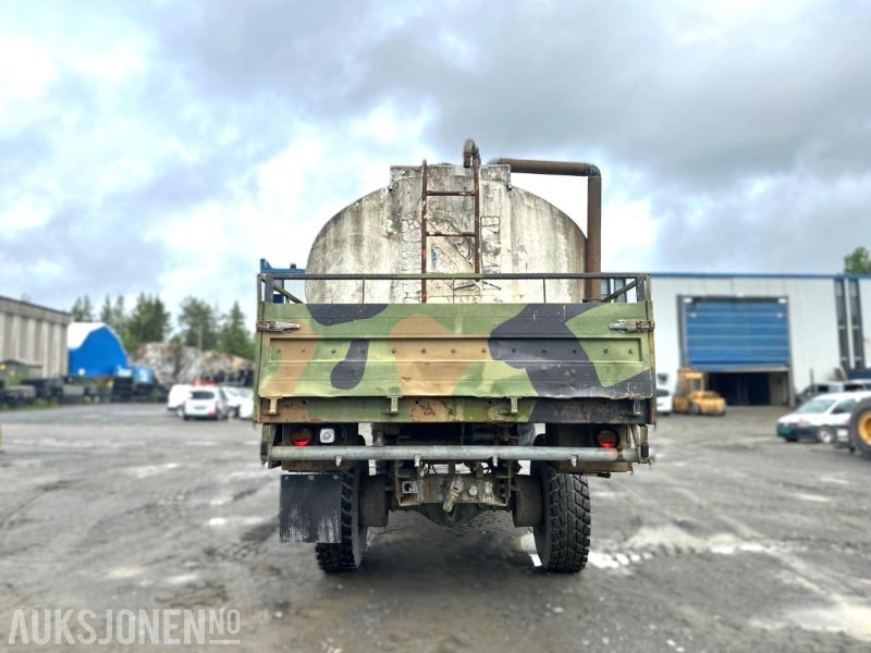 1992 Scania P93MK4X450 militær lastebil med vanntank - Tiện ích/ Xe đặc dụng: hình 4 1992 Scania P93MK4X450 militær lastebil med vanntank - Tiện ích/ Xe đặc dụng: hình 4