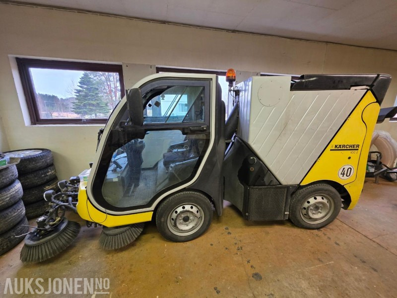 2005 Kärcher ICC 2 kompakt gate- og industrifeiemaskin - Tiện ích/ Xe đặc dụng: hình 3 2005 Kärcher ICC 2 kompakt gate- og industrifeiemaskin - Tiện ích/ Xe đặc dụng: hình 3