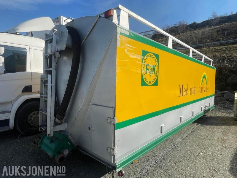 2005 Tank til mel og korn - Bulk-transport - 35 000 liter - Tipp kydraulikk - 7 rom - Kamera - Sluser - Hjelperamme. - Xe tải: hình 5 2005 Tank til mel og korn - Bulk-transport - 35 000 liter - Tipp kydraulikk - 7 rom - Kamera - Sluser - Hjelperamme. - Xe tải: hình 5