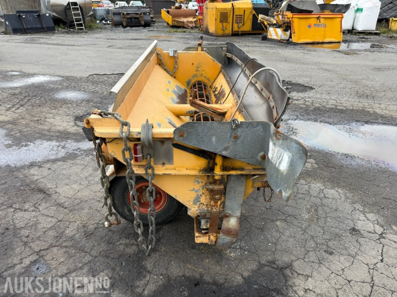 Xe tải 2009 Falköping LB-1000 LU etterhengende strøapparat: hình 7