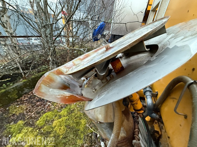 Xe tải 2014 Falköping C-7 LTFV Fastsandspreder på krokramme: hình 6