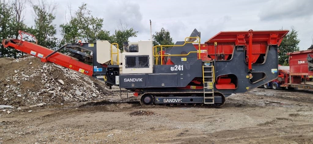 Sandvik QJ 241 - Máy nghiền di động: hình 3 Sandvik QJ 241 - Máy nghiền di động: hình 3