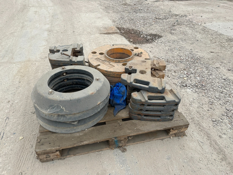 Fiat Gewichten Front weights / Wheel weights - Máy cày: hình 3 Fiat Gewichten Front weights / Wheel weights - Máy cày: hình 3