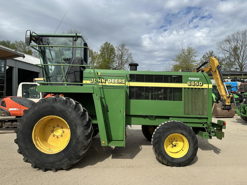John Deere 6650 FOR PARTS - Máy gặt đập thức ăn gia súc: hình 2 John Deere 6650 FOR PARTS - Máy gặt đập thức ăn gia súc: hình 2
