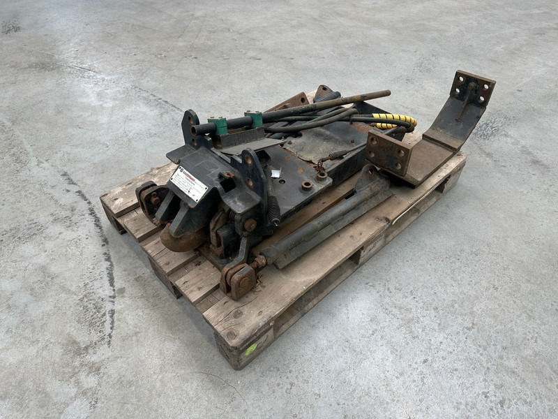 New Holland Pick up hitch - Máy cày: hình 1 New Holland Pick up hitch - Máy cày: hình 1
