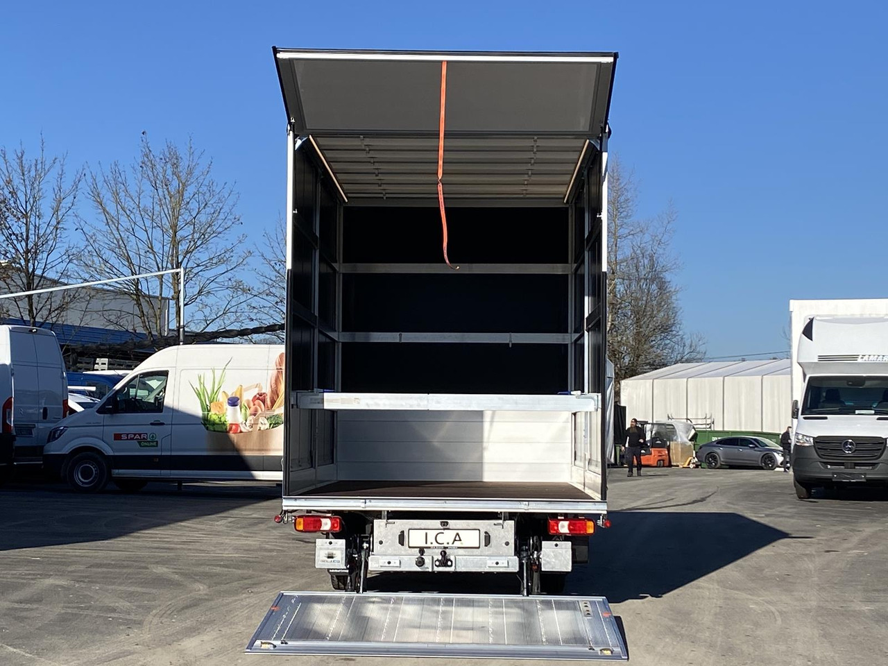 Cho thuê IVECO DAILY 35S18HP  D30C | PRITSCHE PLANE + SCHLAFKABINE + LADERAMPE IVECO DAILY 35S18HP  D30C | PRITSCHE PLANE + SCHLAFKABINE + LADERAMPE: hình 16
