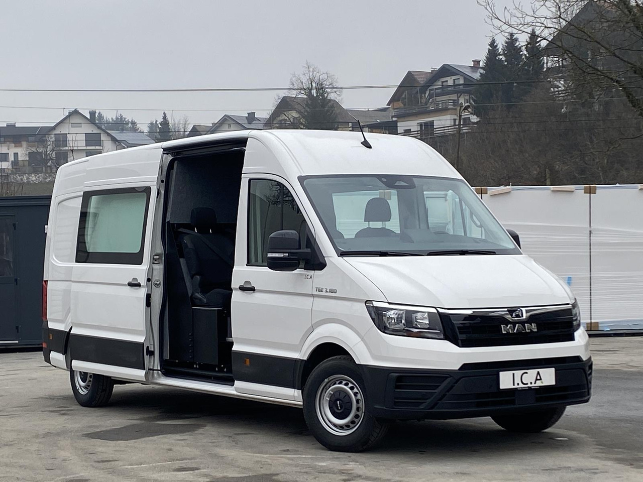 MAN TGE L4H3 180KM | SITZBANK ZWEITE REIHE + FLEXMO EINRICHTUNG - Xe van chở khách: hình 4 MAN TGE L4H3 180KM | SITZBANK ZWEITE REIHE + FLEXMO EINRICHTUNG - Xe van chở khách: hình 4