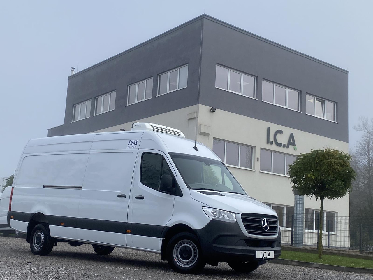 MERCEDES-BENZ SPRINTER 317 CDI L4H3 170PS AUTOMATIK FRISCHDIENST + KONVEKTA FK 3022 12-220V - Xe van đông lạnh: hình 2 MERCEDES-BENZ SPRINTER 317 CDI L4H3 170PS AUTOMATIK FRISCHDIENST + KONVEKTA FK 3022 12-220V - Xe van đông lạnh: hình 2