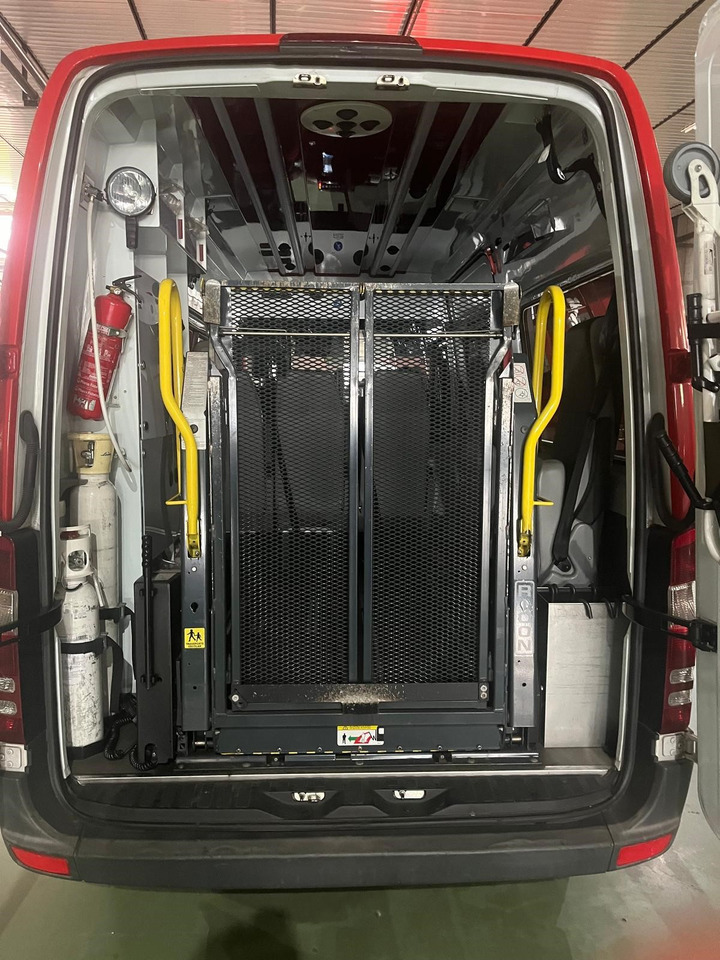 MERCEDES BENZ AMBULANCE FOR REDUCED MOBILITY PERSONS Sprinter 313 CDI(15 units) - Xe cứu thương: hình 3 MERCEDES BENZ AMBULANCE FOR REDUCED MOBILITY PERSONS Sprinter 313 CDI(15 units) - Xe cứu thương: hình 3