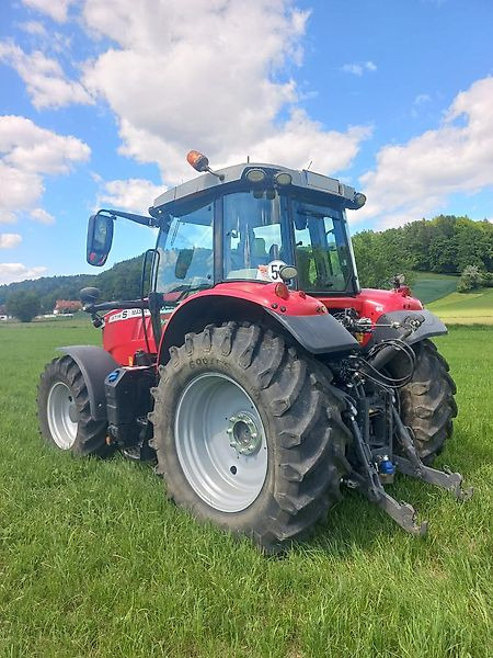 Massey Ferguson MF 6714 S Dyna-VT - Máy cày: hình 4 Massey Ferguson MF 6714 S Dyna-VT - Máy cày: hình 4