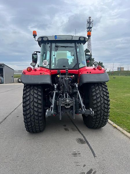 Massey Ferguson MF 6716 S Dyna-VT Efficient - Máy cày: hình 5 Massey Ferguson MF 6716 S Dyna-VT Efficient - Máy cày: hình 5