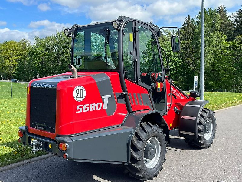 Schäffer 5680 T-3 - Máy xúc lật bánh lốp kính thiên văn: hình 2 Schäffer 5680 T-3 - Máy xúc lật bánh lốp kính thiên văn: hình 2