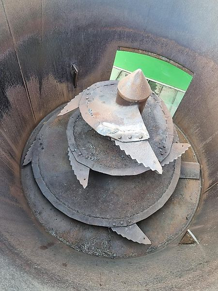 Strautmann Verti-Mix 1050 - Xe trộn thức ăn gia súc: hình 5 Strautmann Verti-Mix 1050 - Xe trộn thức ăn gia súc: hình 5