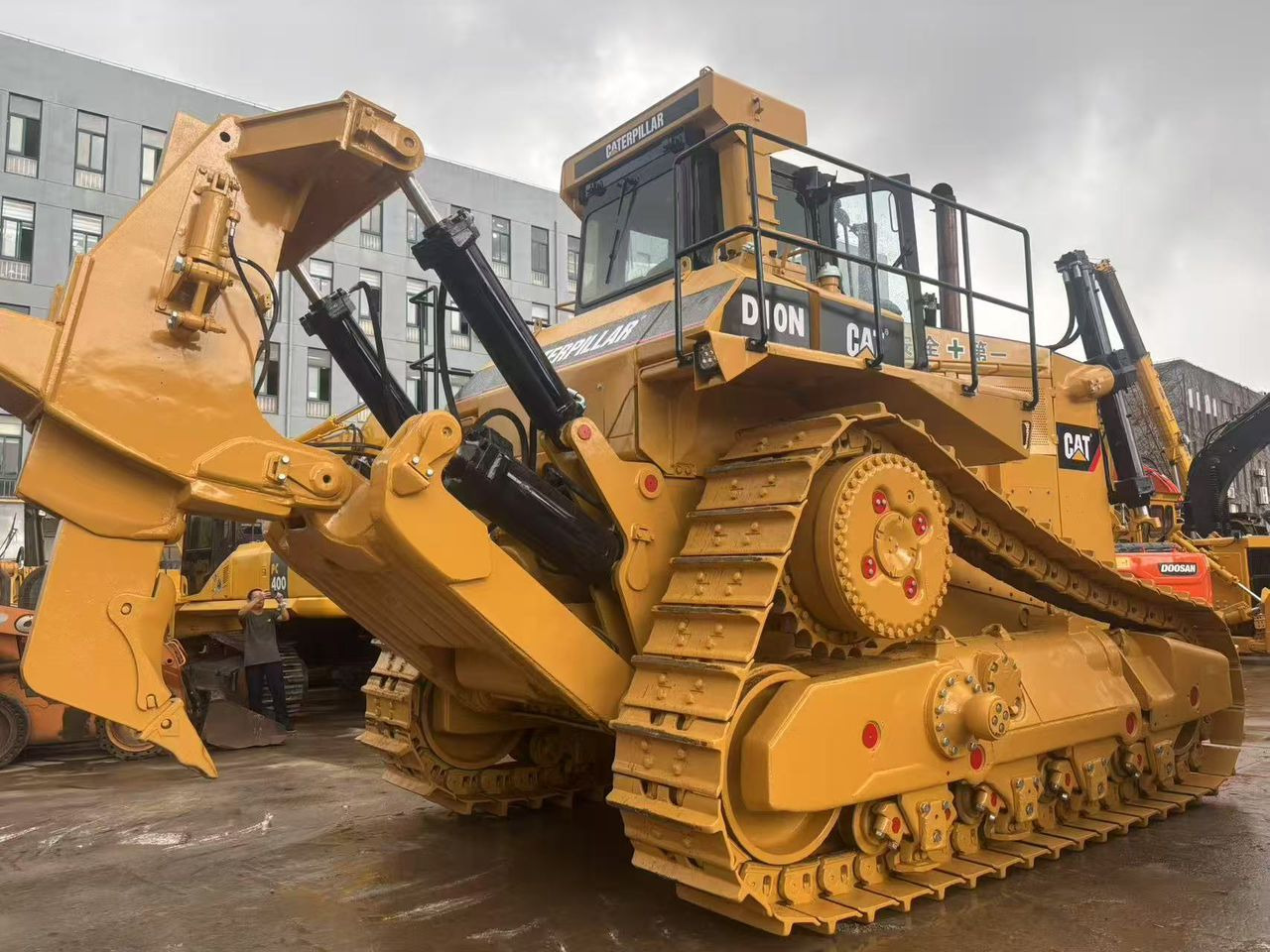 Caterpillar CAT CAT D10N D9R D8R D8N D8T D7G D7R D6G D6R D5K D4C Used Bulldozer Dozer - Máy ủi: hình 5 Caterpillar CAT CAT D10N D9R D8R D8N D8T D7G D7R D6G D6R D5K D4C Used Bulldozer Dozer - Máy ủi: hình 5