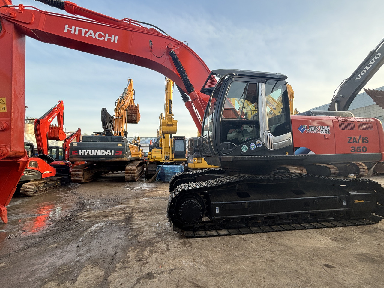Hitachi Zx350 Used Excavator 35 Ton High Quality Secondhand Excavators Komatsu PC350 Doosan DX300 DX420 Caterpillar 336D2 Sany SY 365 Crawler Excavators for Sale - Máy xúc bánh xích: hình 1 Hitachi Zx350 Used Excavator 35 Ton High Quality Secondhand Excavators Komatsu PC350 Doosan DX300 DX420 Caterpillar 336D2 Sany SY 365 Crawler Excavators for Sale - Máy xúc bánh xích: hình 1